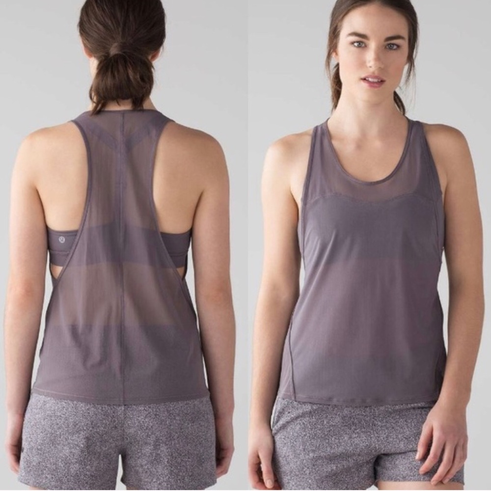 Lululemon🍋2 in 1 Light N Breezy tank w/bra❤️Magnum